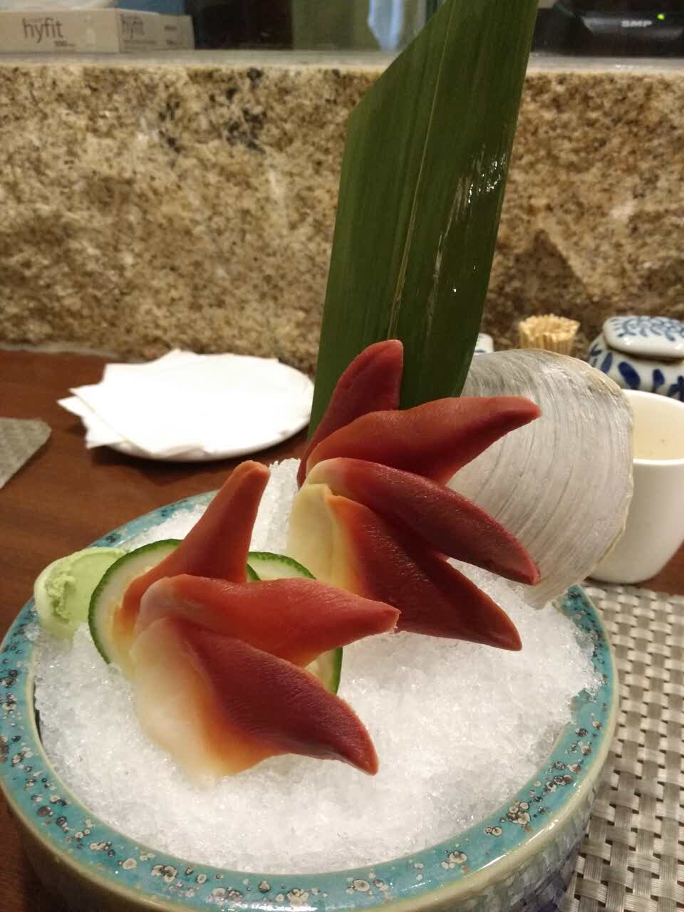 地方不大,秋天童话寿司分量