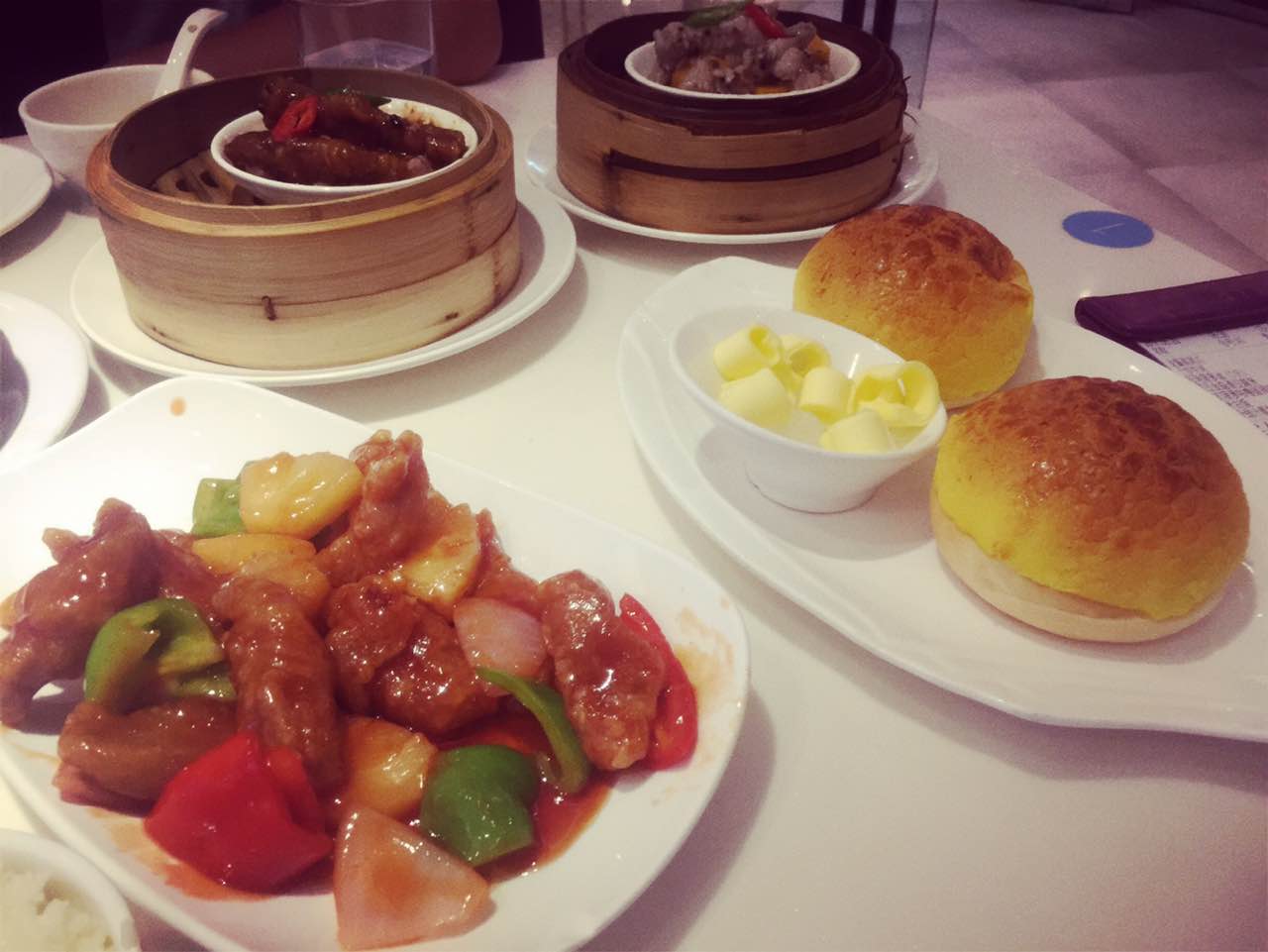 很地道的香港茶餐厅有些小吃爱不释手隔一段时间会想念奶茶菠萝包干炒