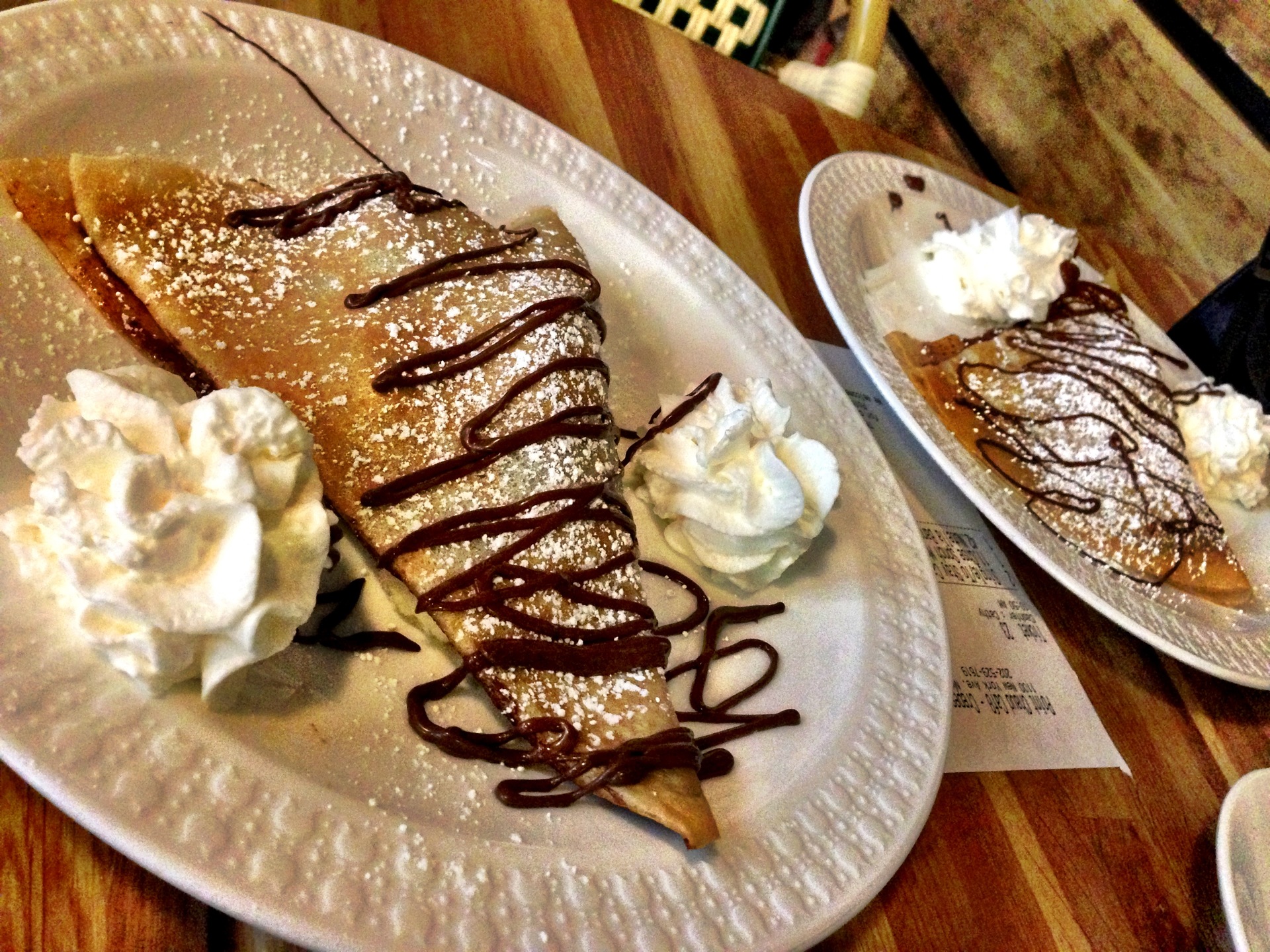 point chaud cafe & crepes