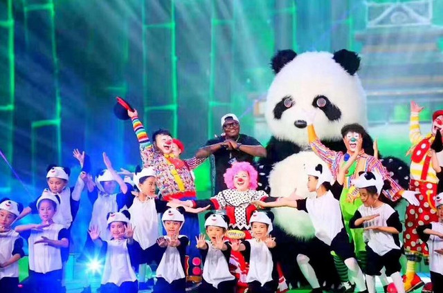 抖音网红随便一个小视频点赞10000+?研究了3