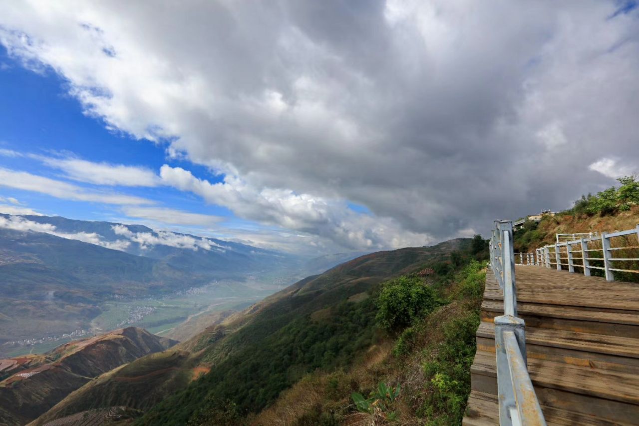 东川区旅游景点图片