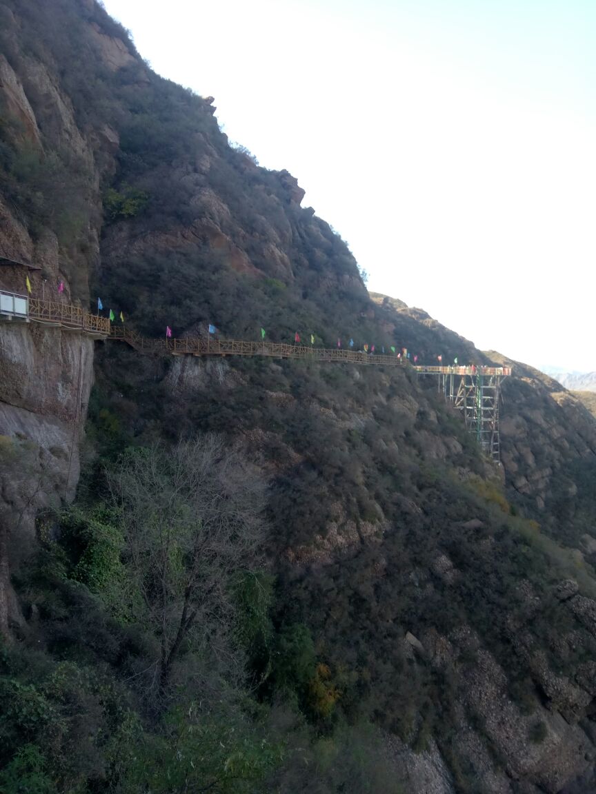 【攜程攻略】遷安山葉口景區景點,還行吧,有玻璃棧道,繩索,水道漂流,