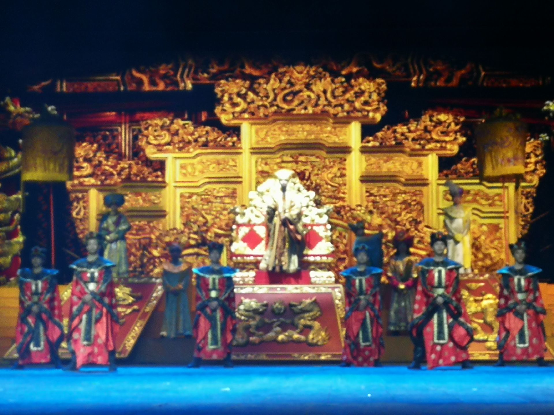 穿越杭州来看一场演出，杭州宋城千古情，一生必看的演出|杭州宋城|千古|穿越_新浪新闻