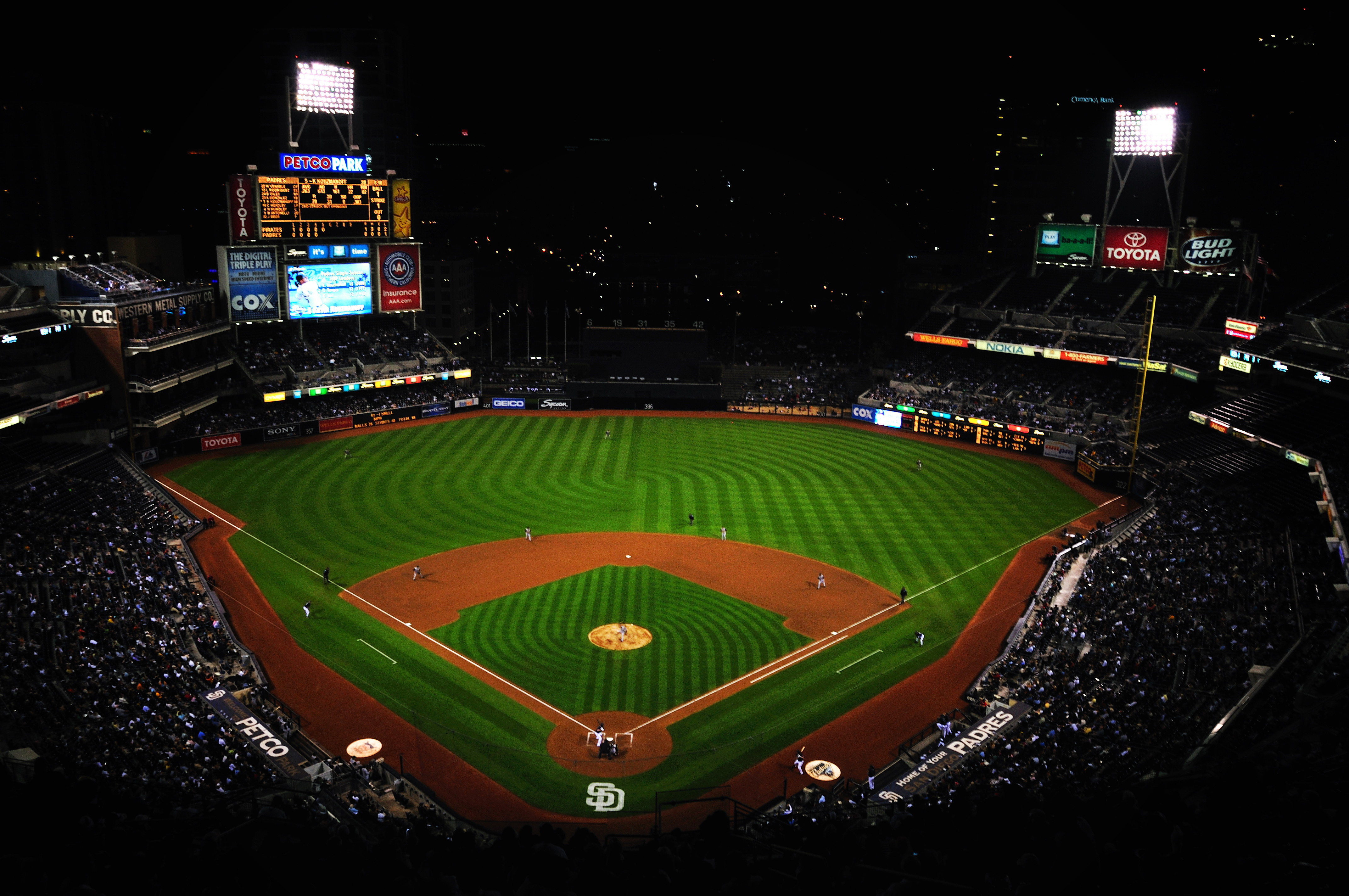 gaslamp quarter trolley station