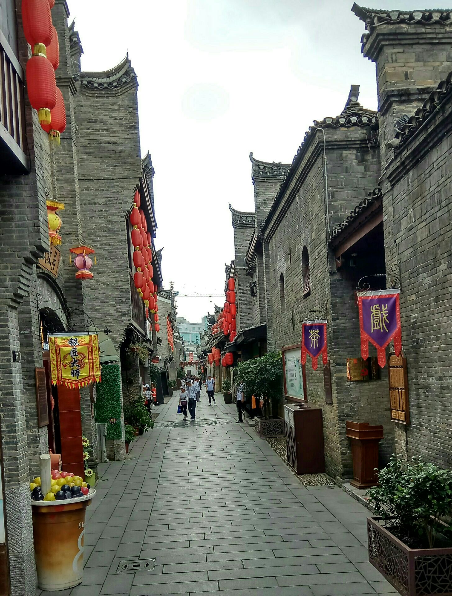 【携程攻略】桂林东西巷景点,东西巷位于靖江王城正阳门前,是桂林历史