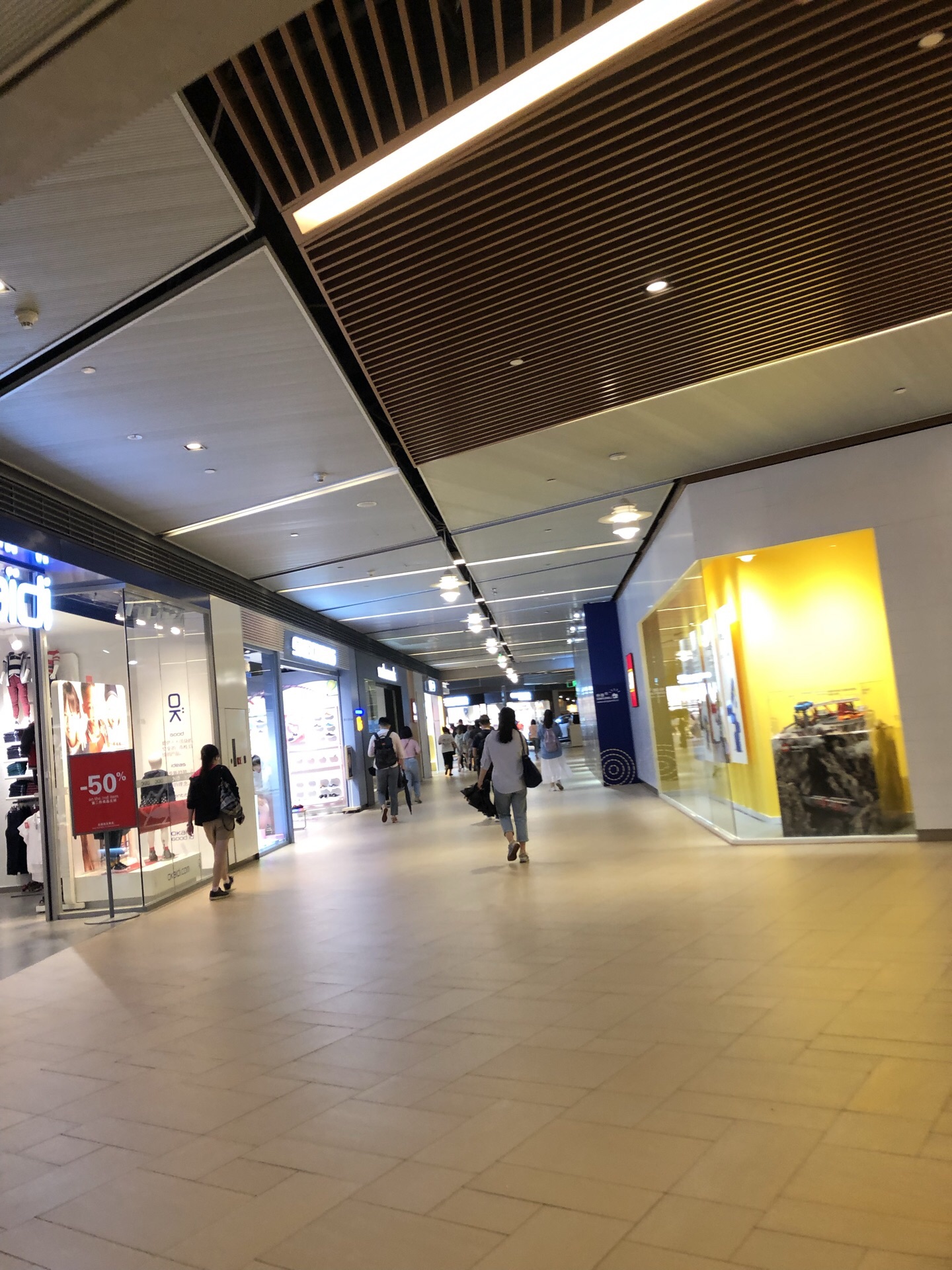 上海浦东嘉里城(芳甸路)怎么样/如何去,浦东嘉里城(芳甸路)购物好不好