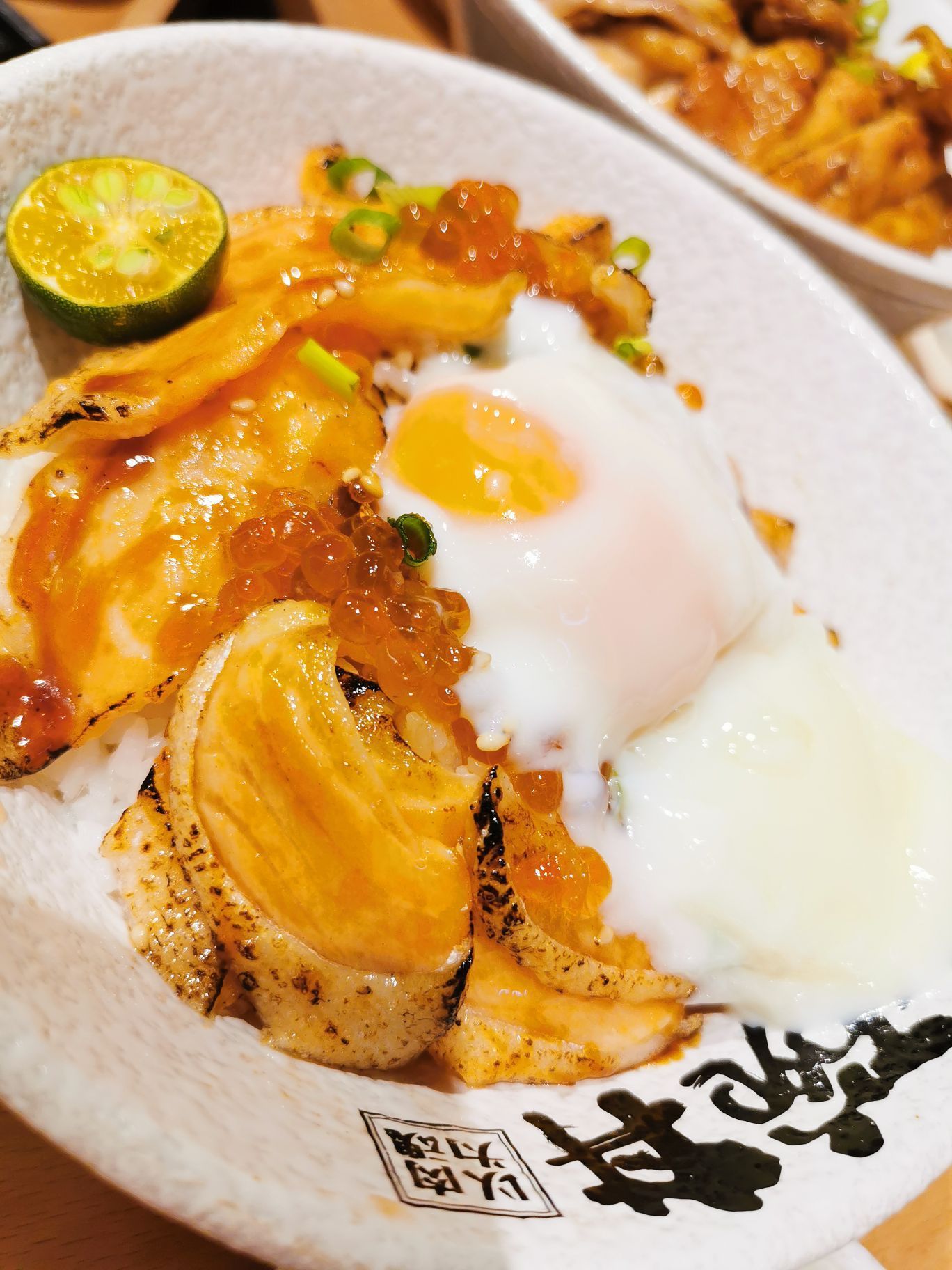 大碗丼日式烧肉饭(河东万达店)