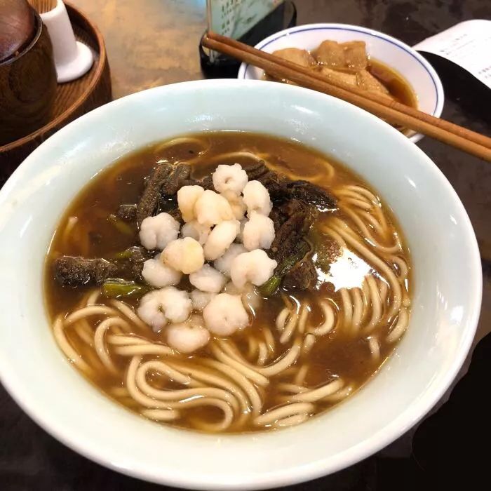 不管是杭州本地人还是外地食客都喜欢去奎元馆吃一碗美味的面