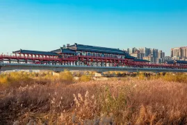 셴양 1일 투어: 함양호의 고요한 아름다움, 건릉의 황실 위엄