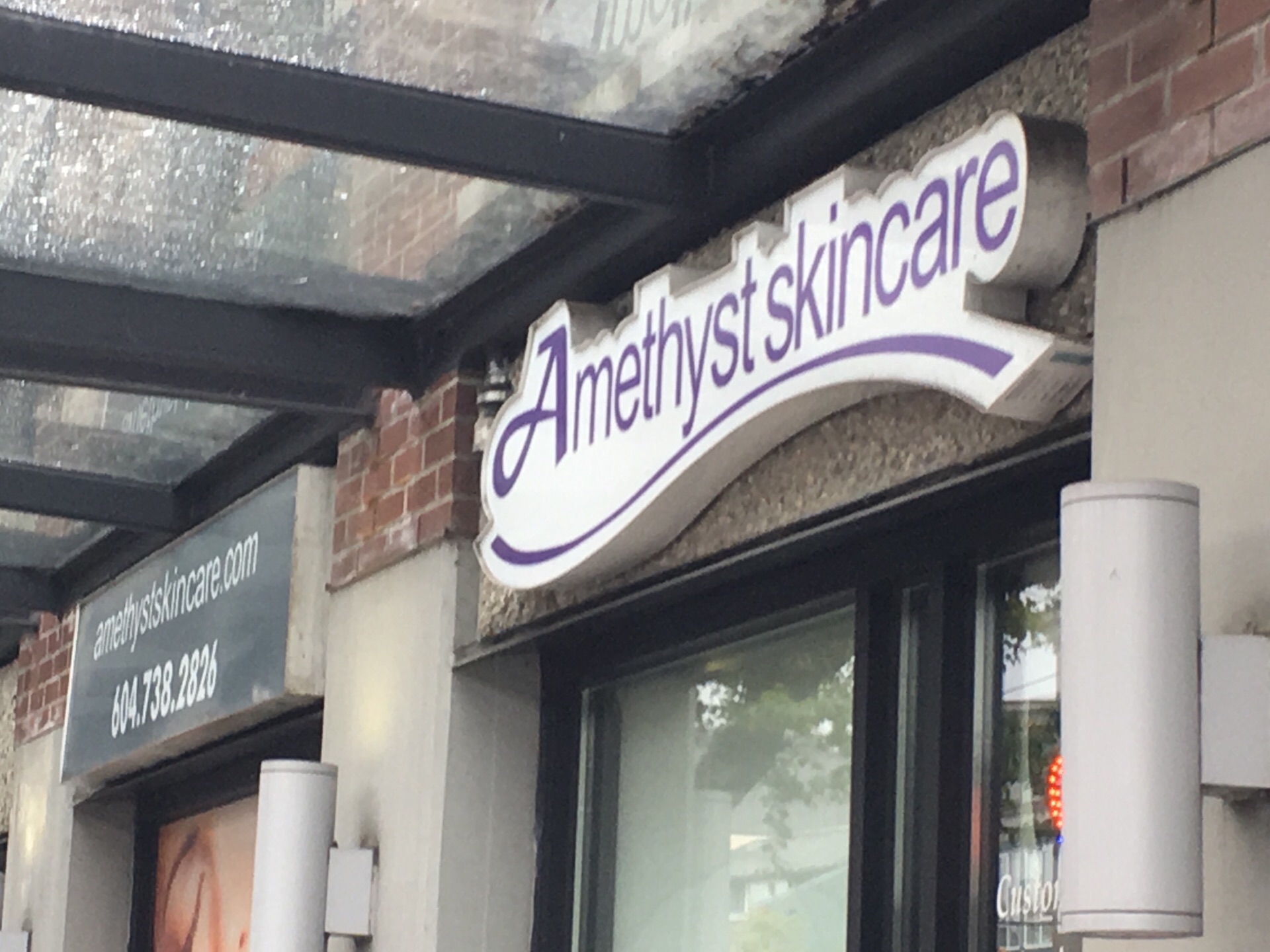 21amethyst Skincare玩乐攻略 温哥华的西四大街上座落着ame 去哪儿攻略