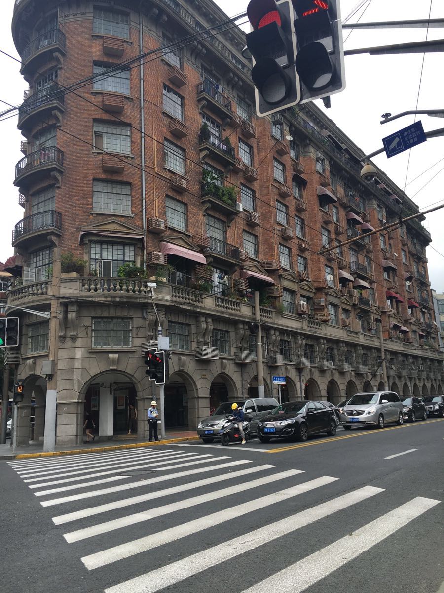 【携程攻略】上海武康路景点,自我感觉,武康路是上海最吸引我的地方.