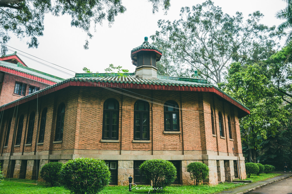 中山大学 浓浓的民国建筑风格!