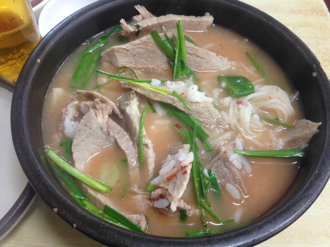 松亭3代猪肉汤饭