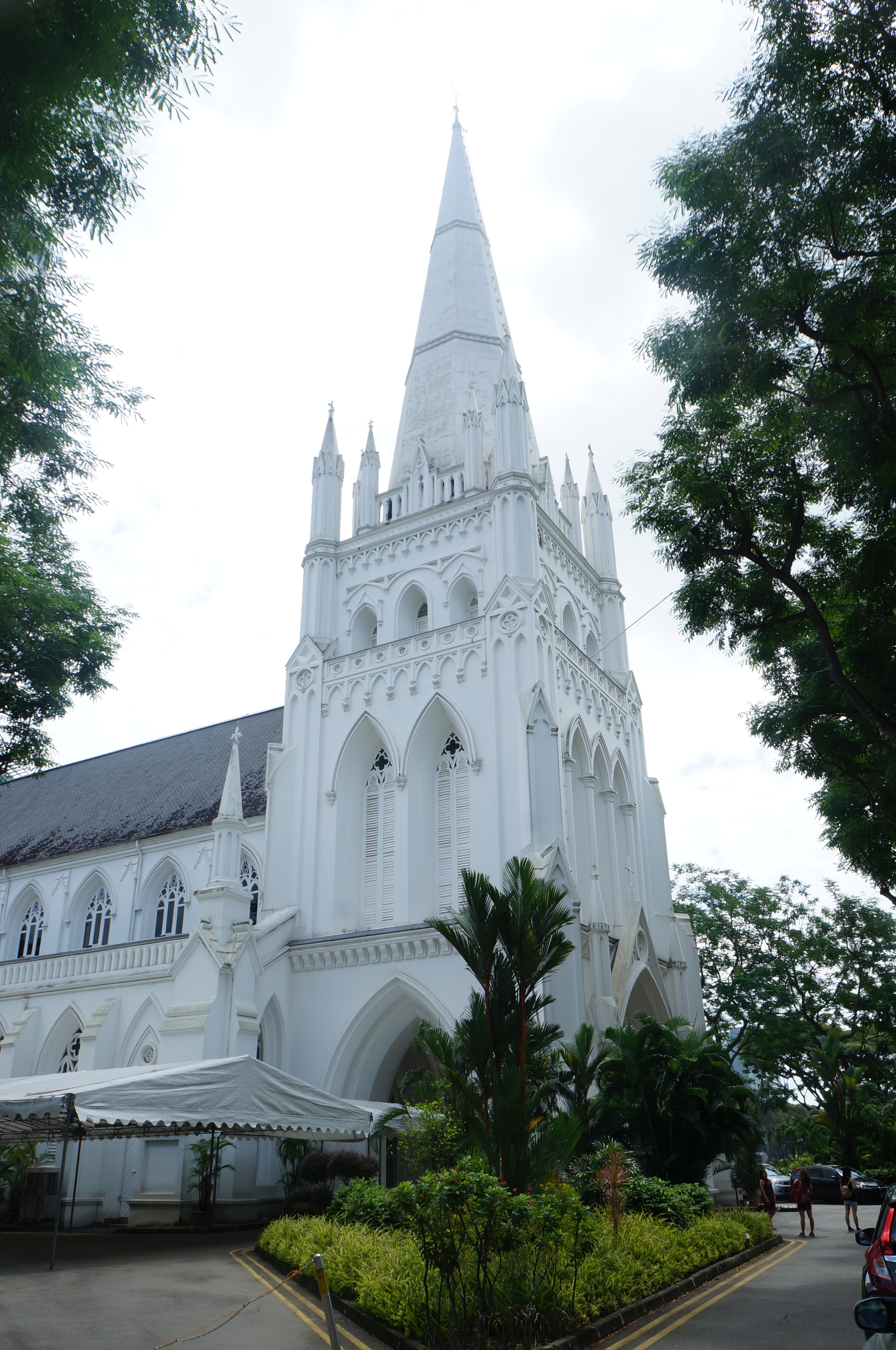 【携程攻略】新加坡圣安德烈教堂景点,在观赏完小印度区域主干道路旁