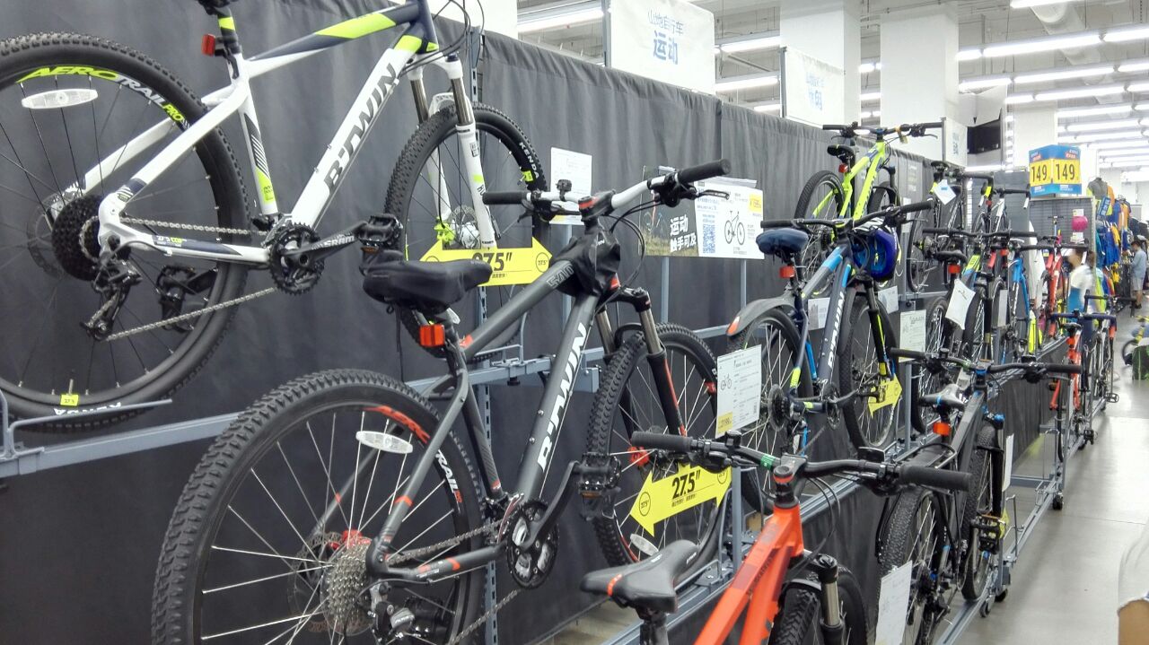 迪卡侬(公益西桥店)