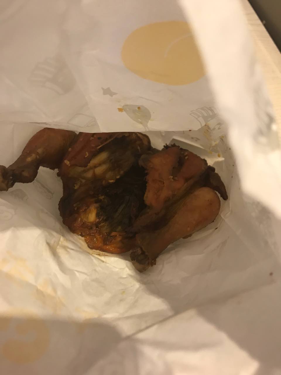 2021华莱士·全鸡汉堡(嘉鱼车站店)美食餐厅,烤鸡今天买一送一哦.