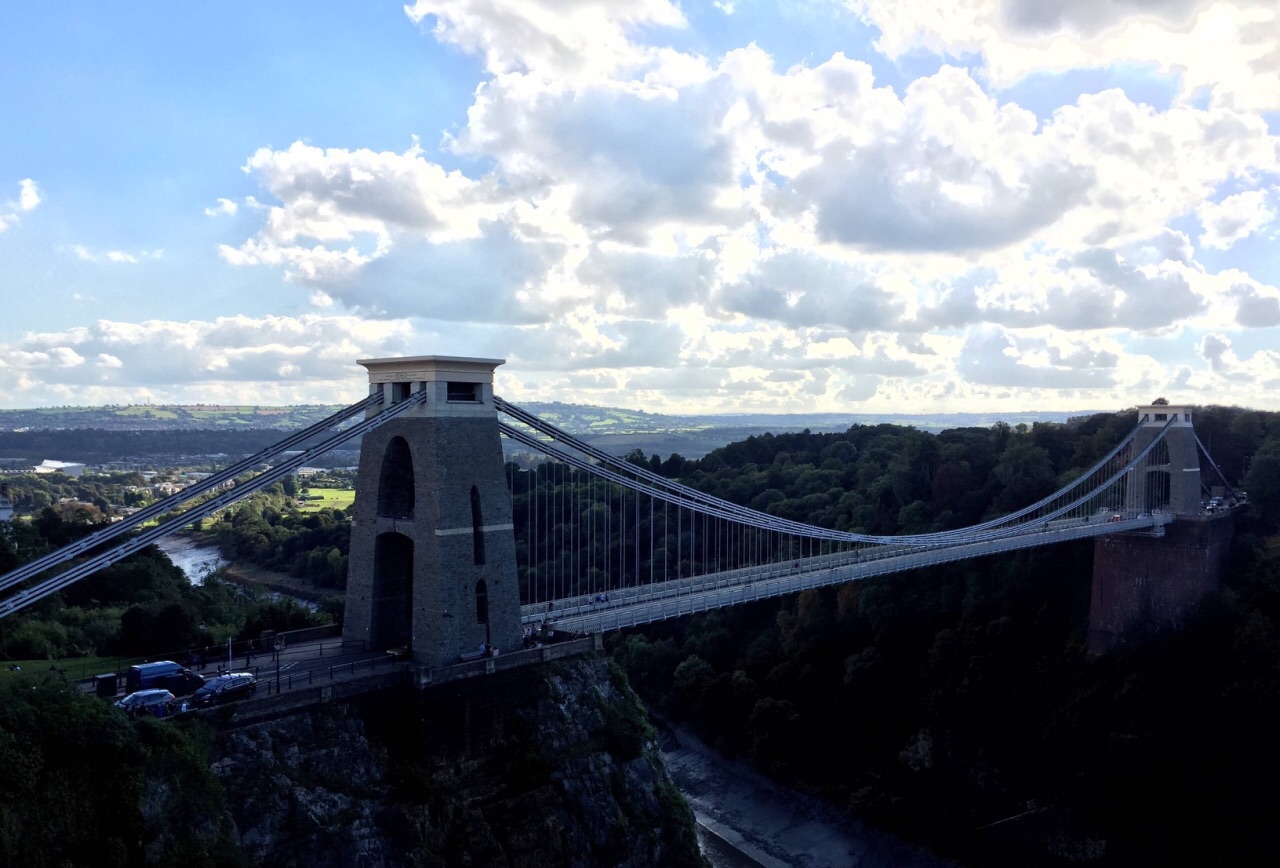 克里夫顿悬索桥