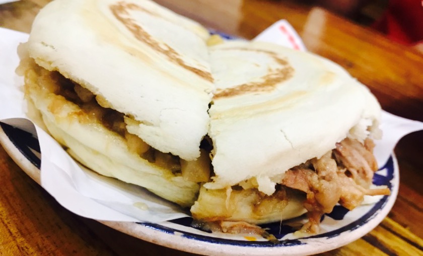 赵记腊汁肉店(临潼区店) 5.0 分 2条点评 19/人 小吃 直线距离154m