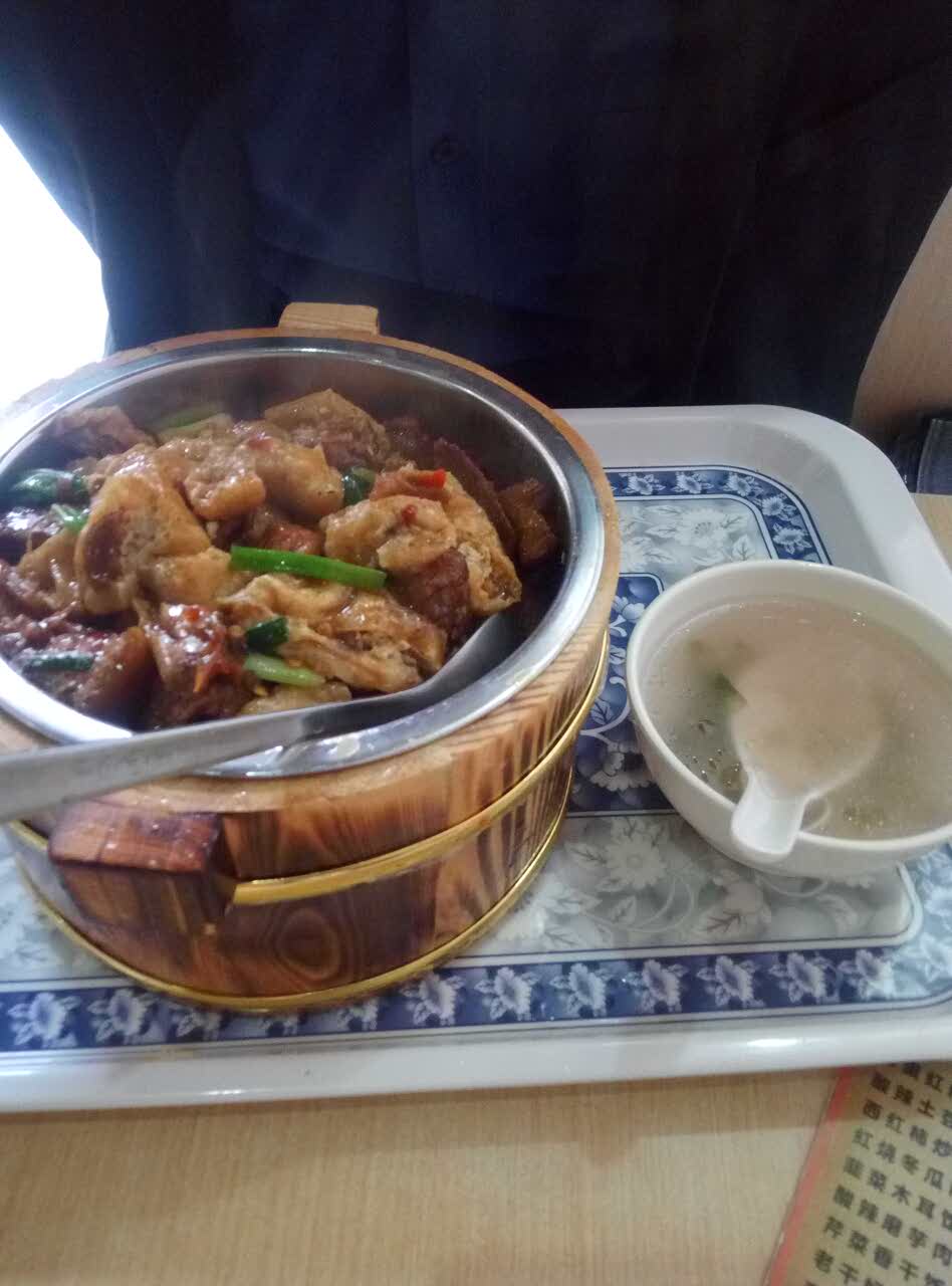 木桶饭(萝岗万达香雪商业街店)