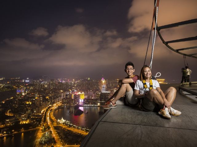 澳门旅游塔笨猪跳(蹦极跳)