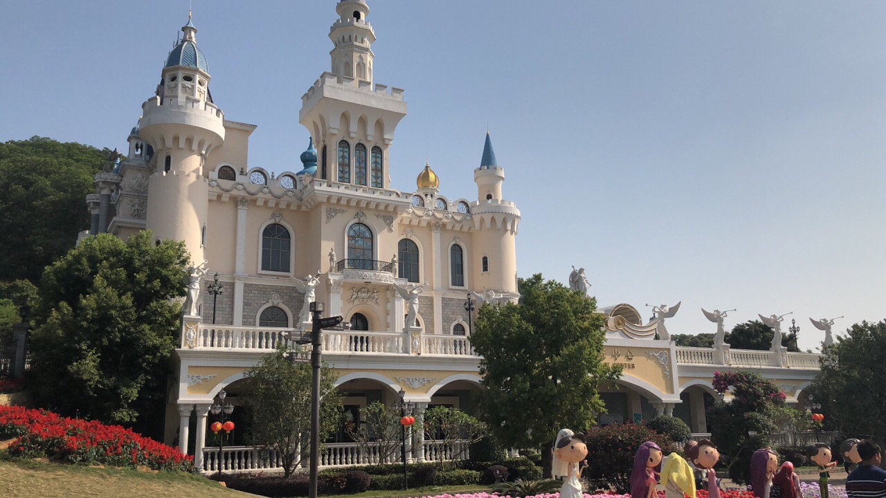 龙凤山庄影视度假村