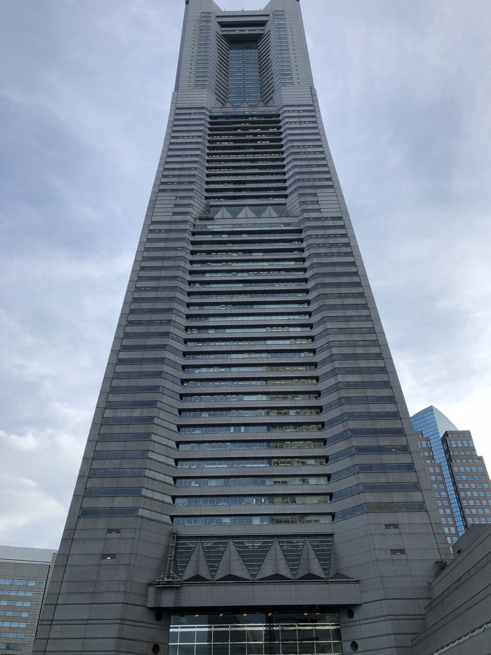 横滨地标塔大厦