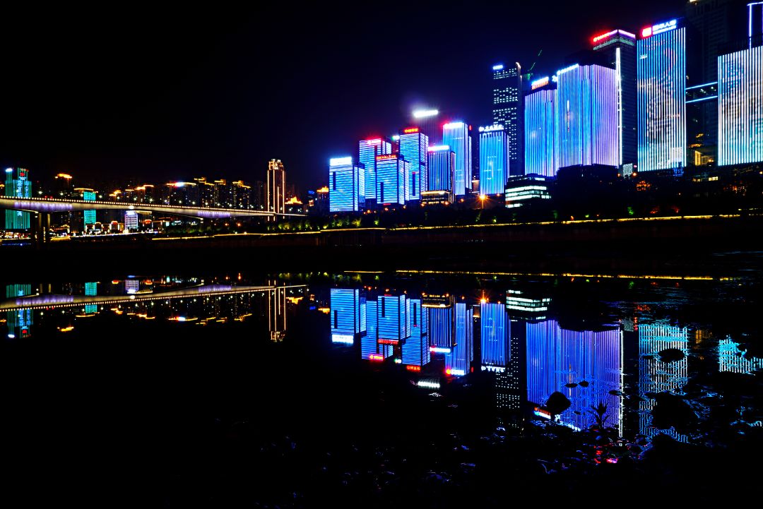 江北嘴中央公园夜景图片