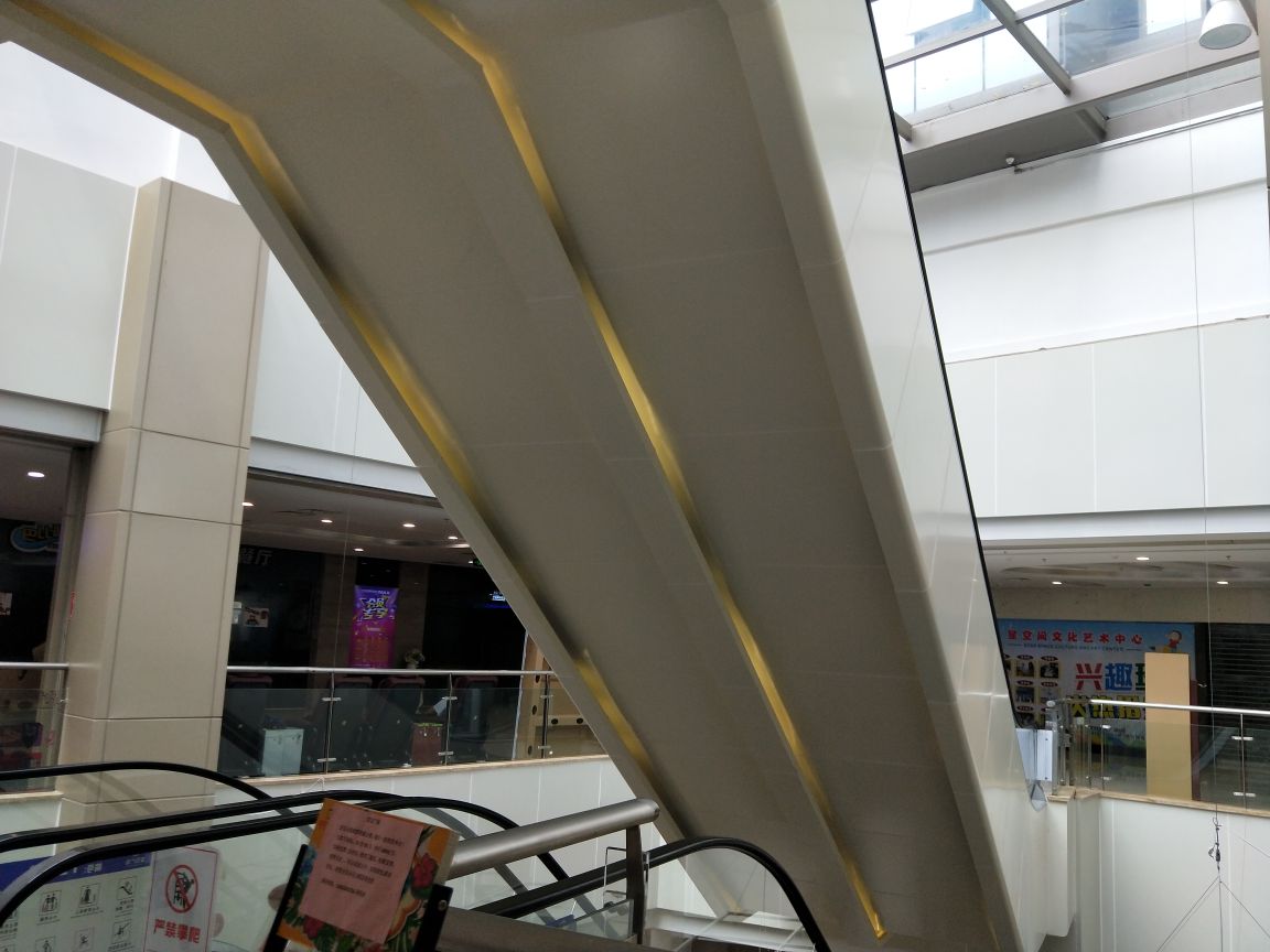 【携程攻略】佛山富弘广场购物,这个商场现在应该算是整个罗村最大的