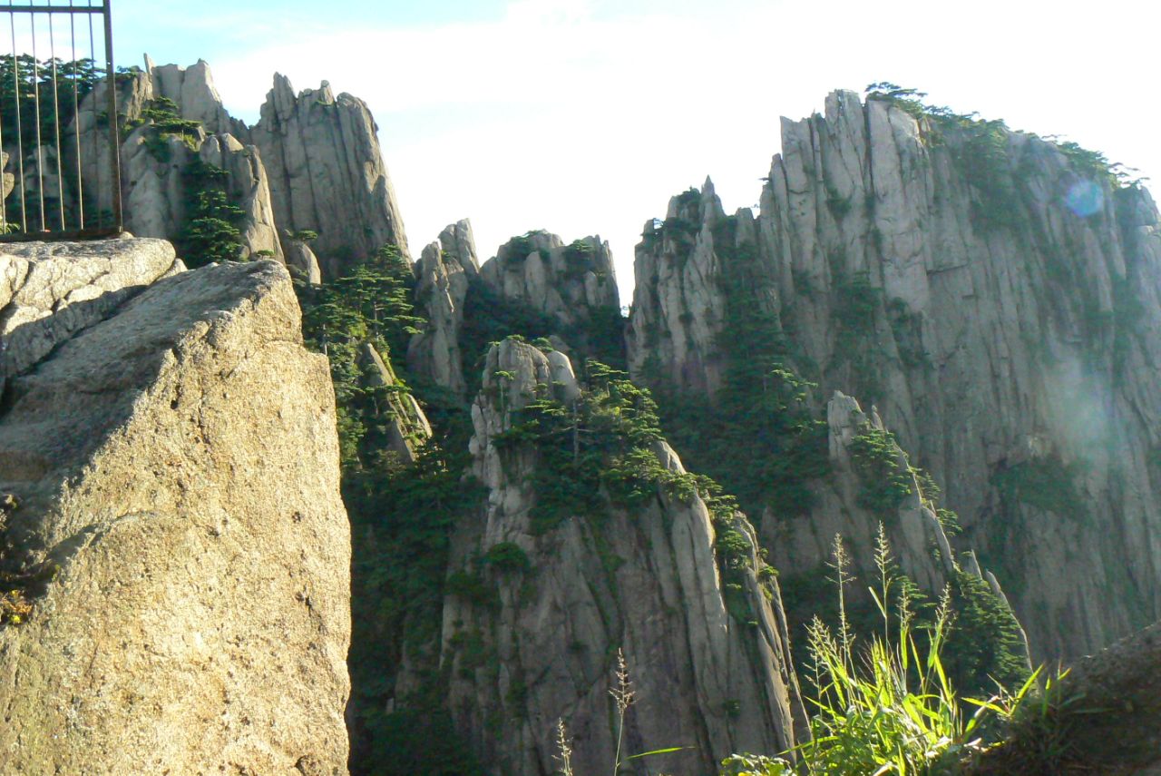 【携程攻略】黄山风景区天都峰景点,我觉得黄山最险的山峰里数天都峰