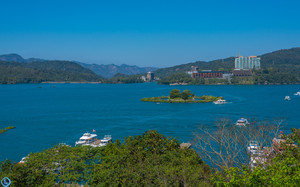 南投游记图文-我见到的台湾日月潭，湖面已成了枫叶形状