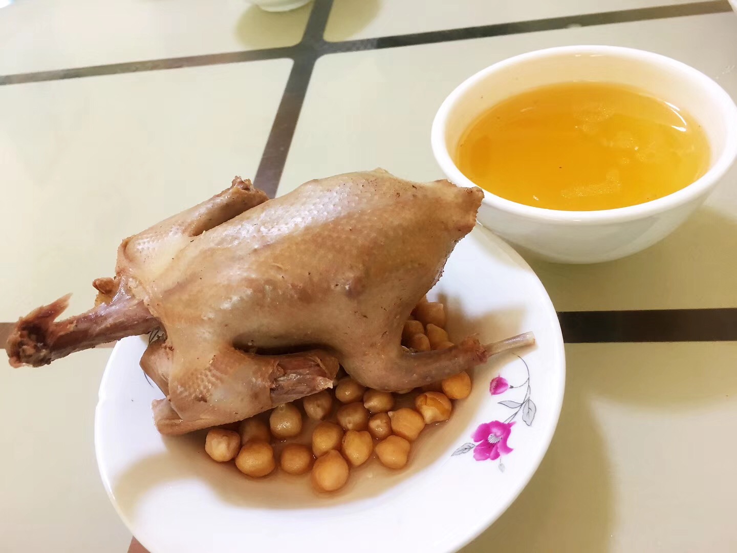 卤鸽（由鸽子等食材制成的美食）_尚可名片