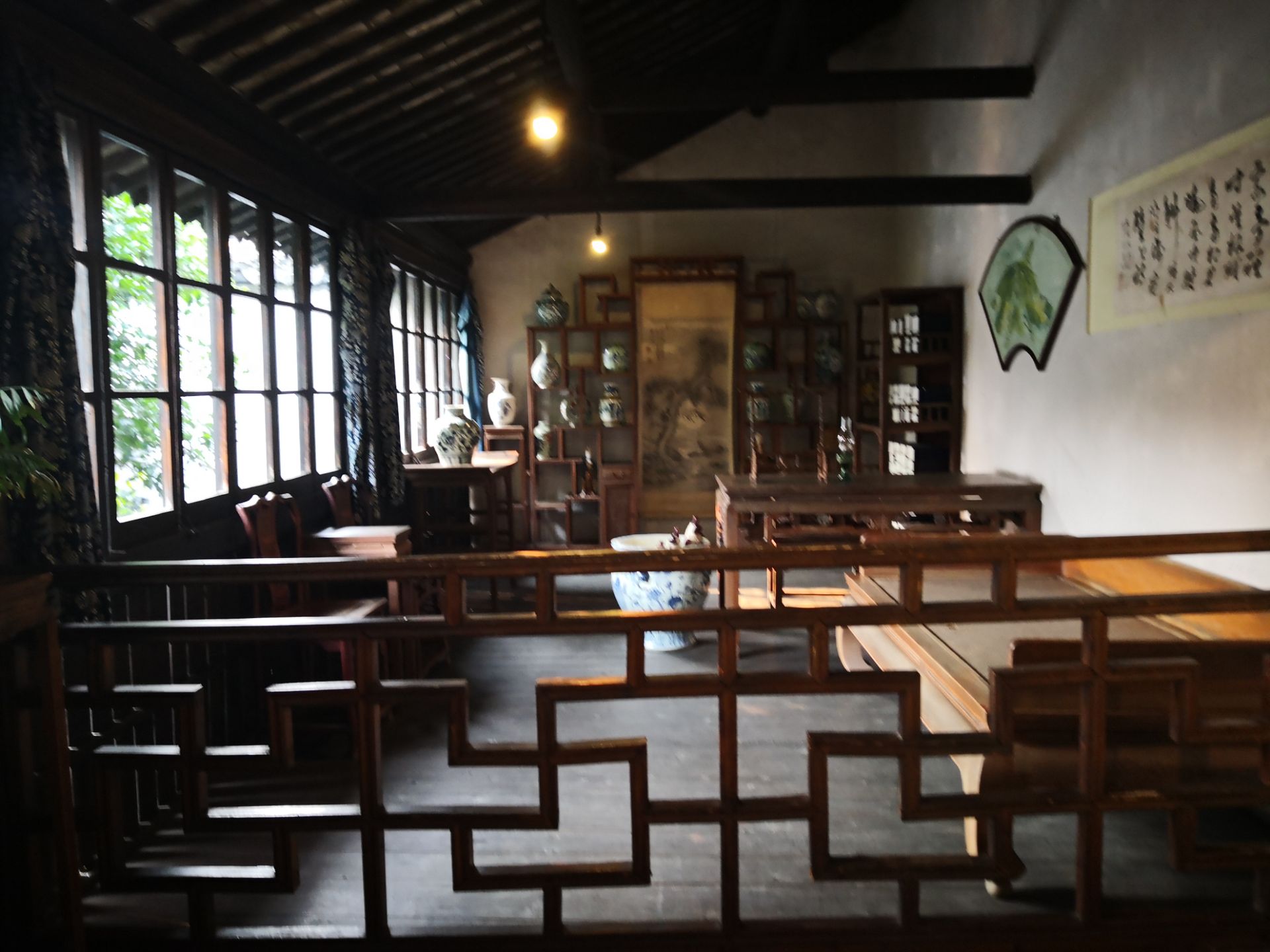 倪宅是西塘12大收费景点之一,这里离东门很近,进来没走几分钟就到了!