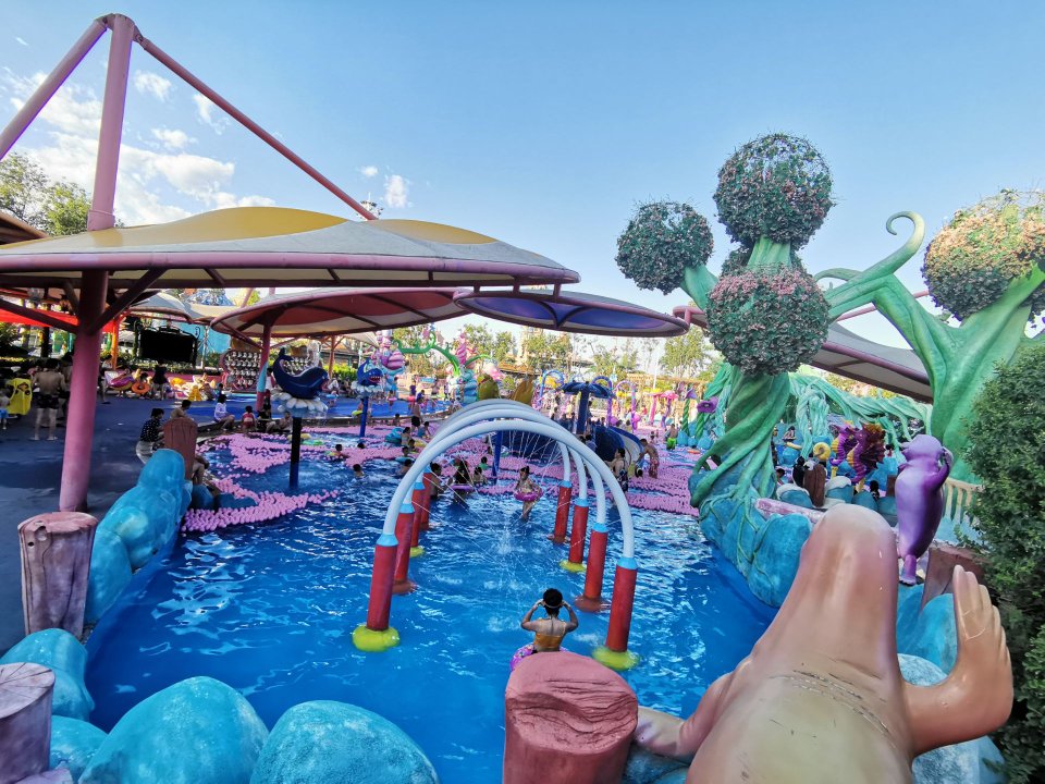 乐华城·88°c温泉乐园