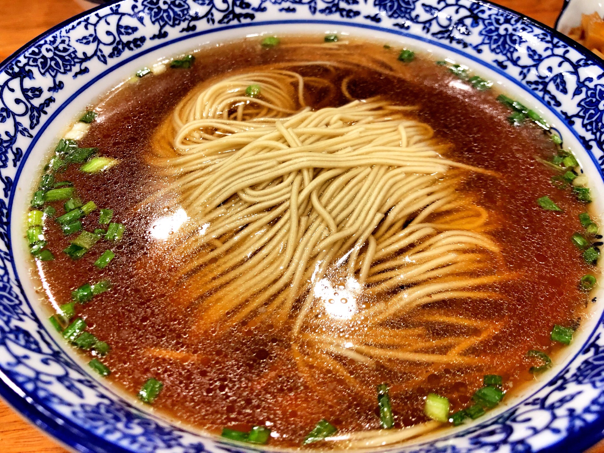 2022裕兴记面馆(南京西路店)美食餐厅,「红汤面」面的口感是我喜欢.