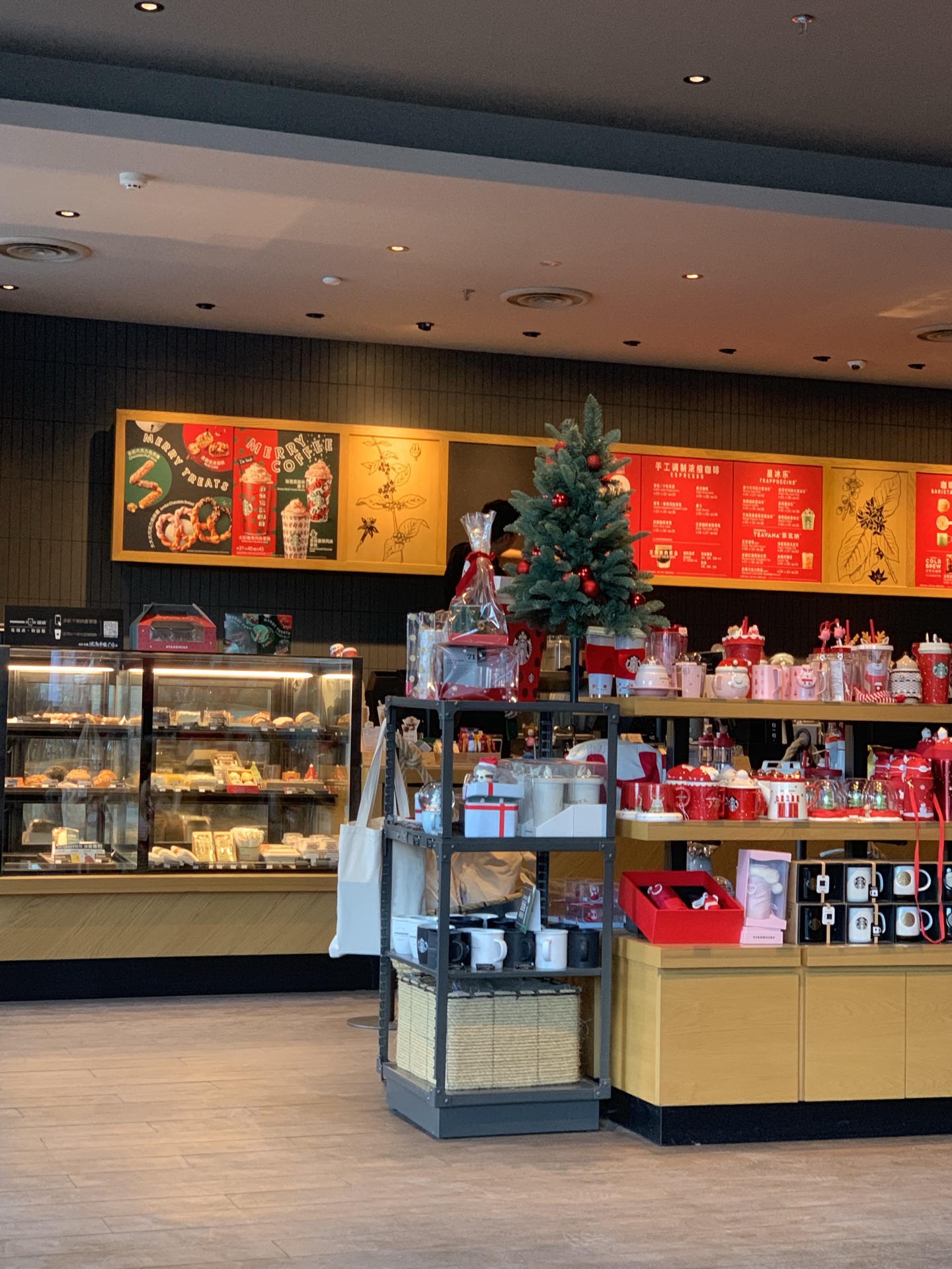 2022星巴克(沈阳中粮广场店)美食餐厅,.,浓浓的咖啡气息,浓浓的.