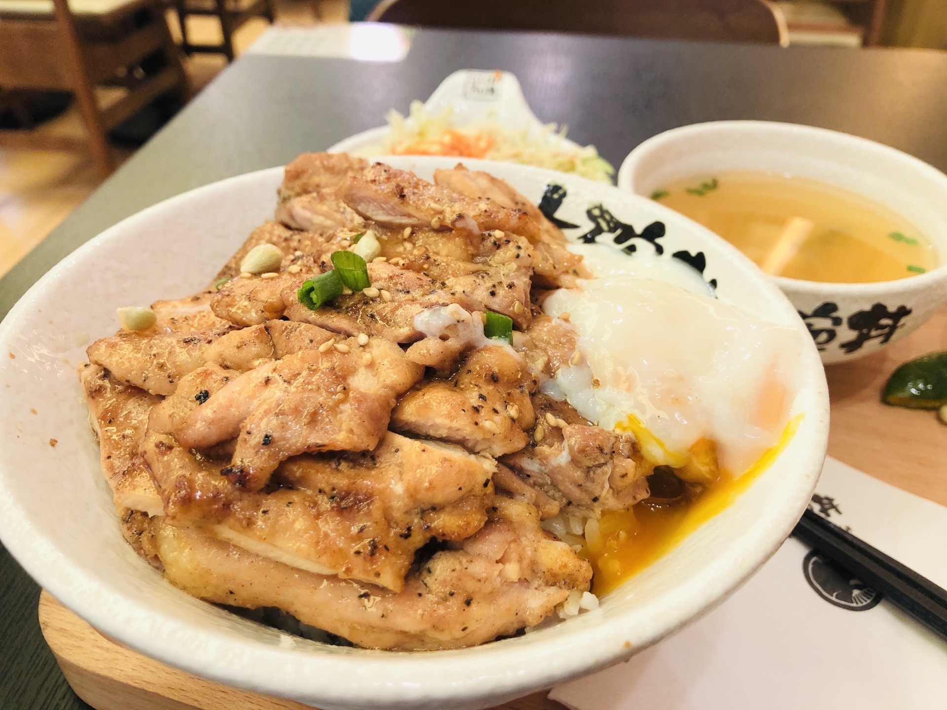 熊吞大碗丼日式烧肉饭(南开大悦城店)