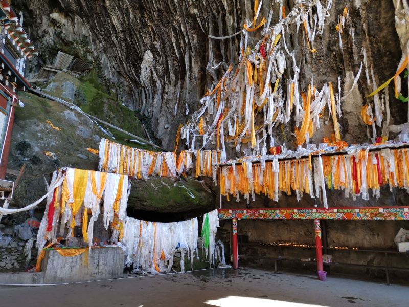 1/ 10 翁甲神山 4 /5分 2条点评 甘孜藏族自治州得荣县城东北15公里