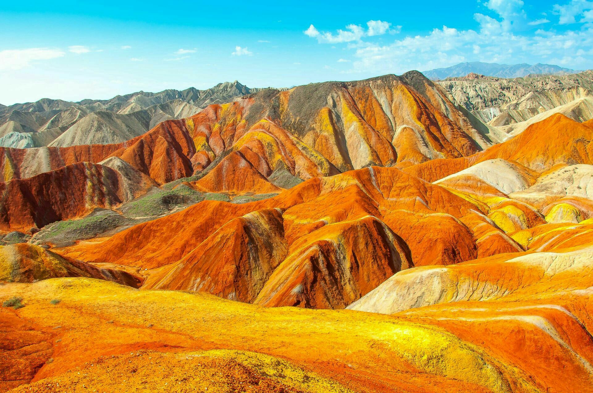 张掖的七彩丹霞地貌简介_张掖七彩丹霞地貌简介图片