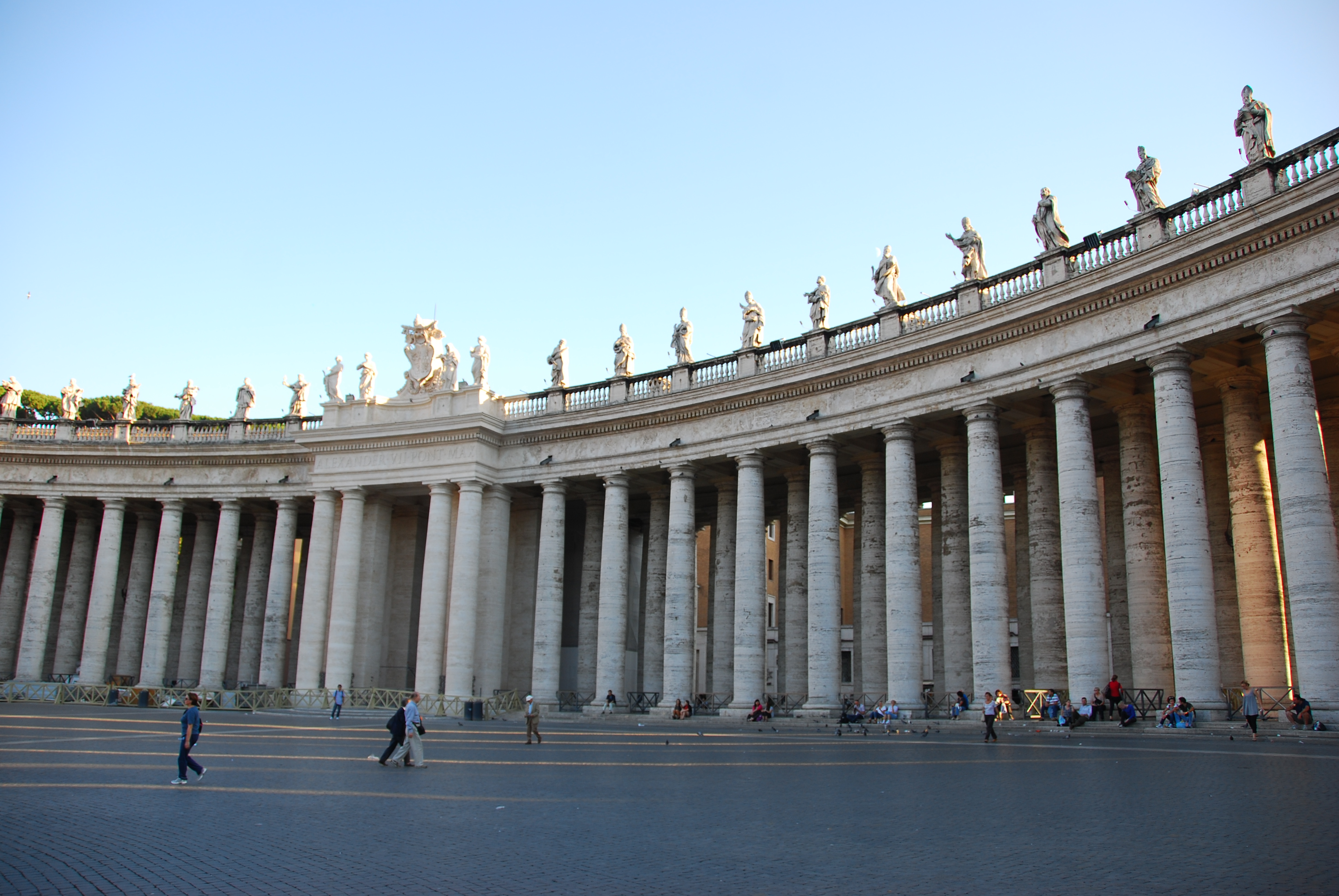 【携程攻略】梵蒂冈圣彼得大教堂适合朋友出游旅游吗,圣彼得大教堂