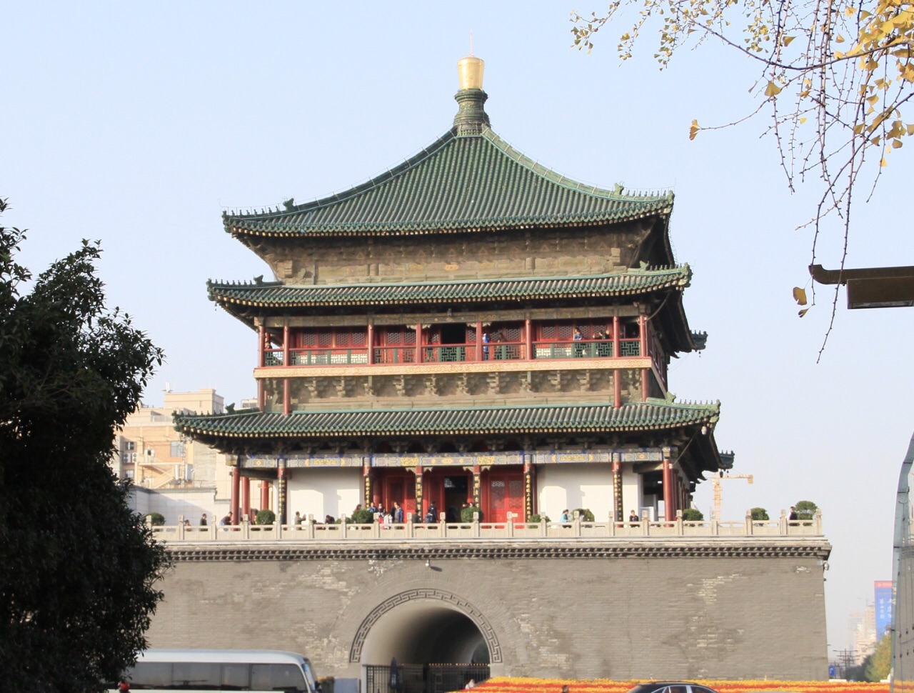 【携程攻略】西安钟鼓楼广场景点,看看古老的钟楼,鼓楼,在广场上休息