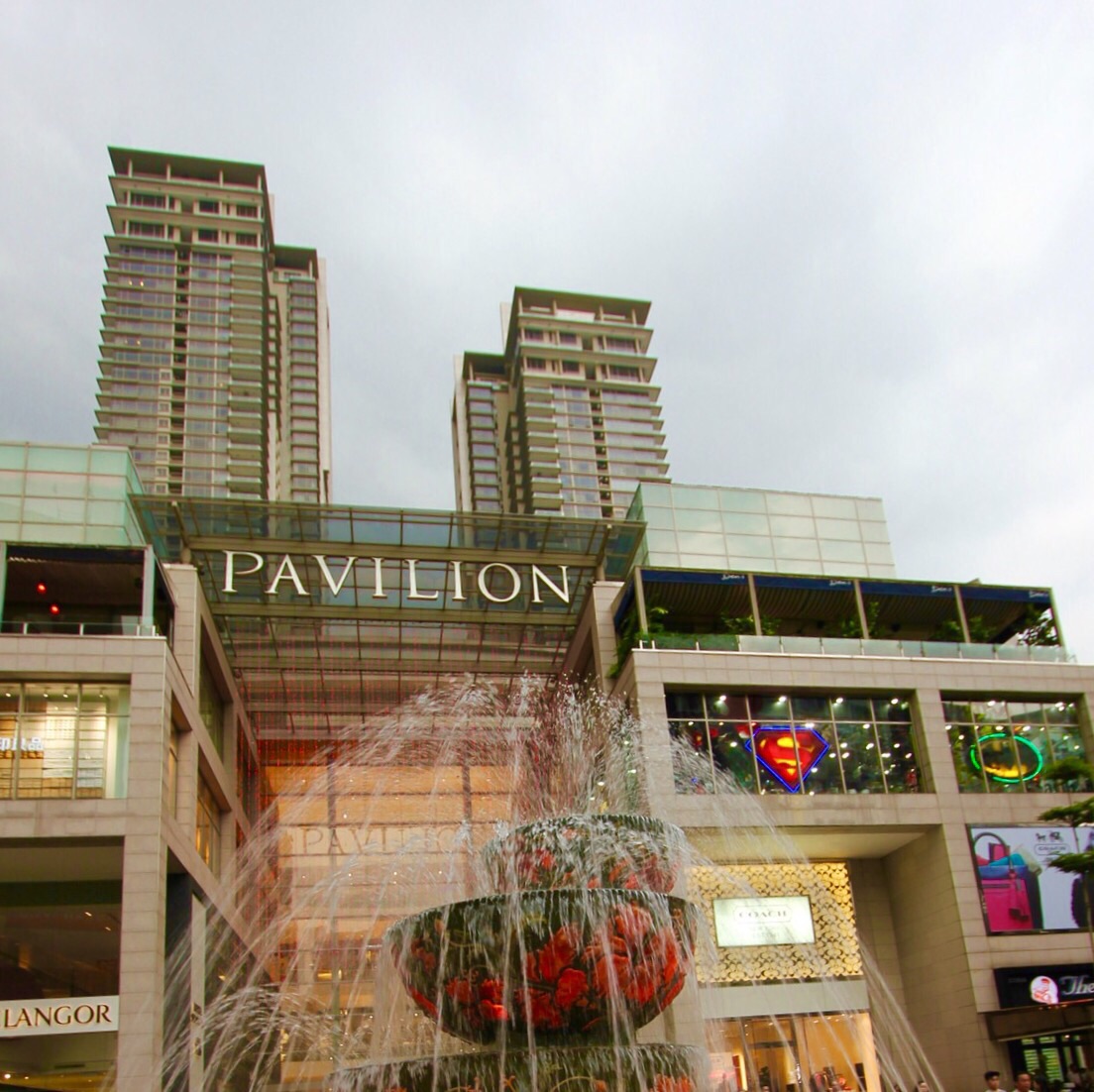 【携程攻略】娱乐点,很高端的下午茶,在商场里面逛累了可以去坐坐