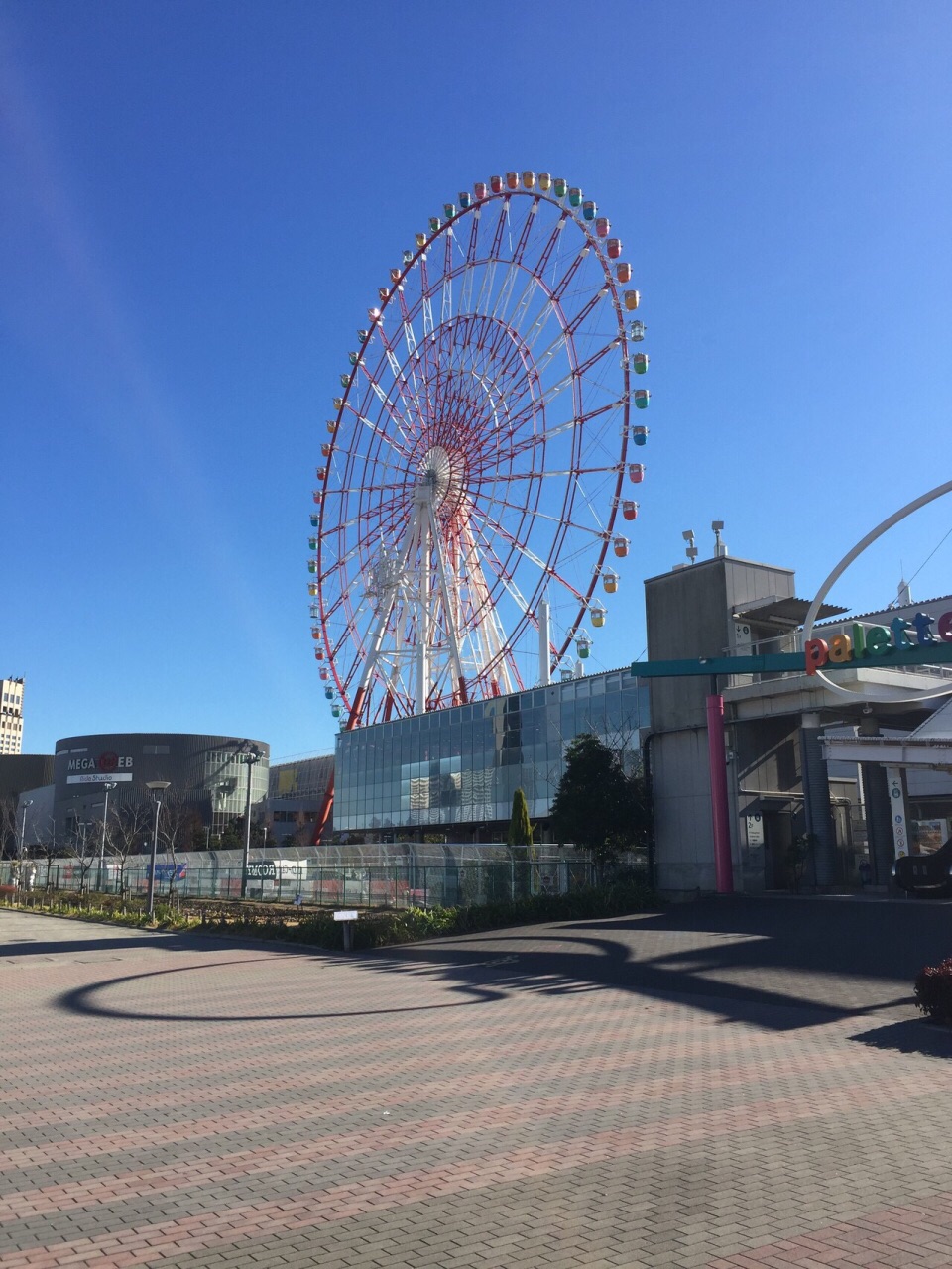 调色板城大摩天轮