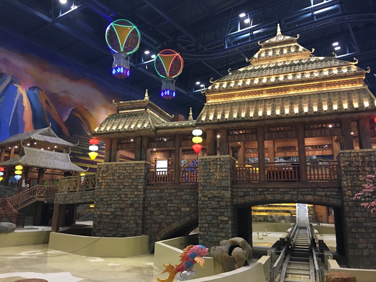 万达乐园是南宁首个大型的以广西桂文化为主题的室内游乐园,所有项目