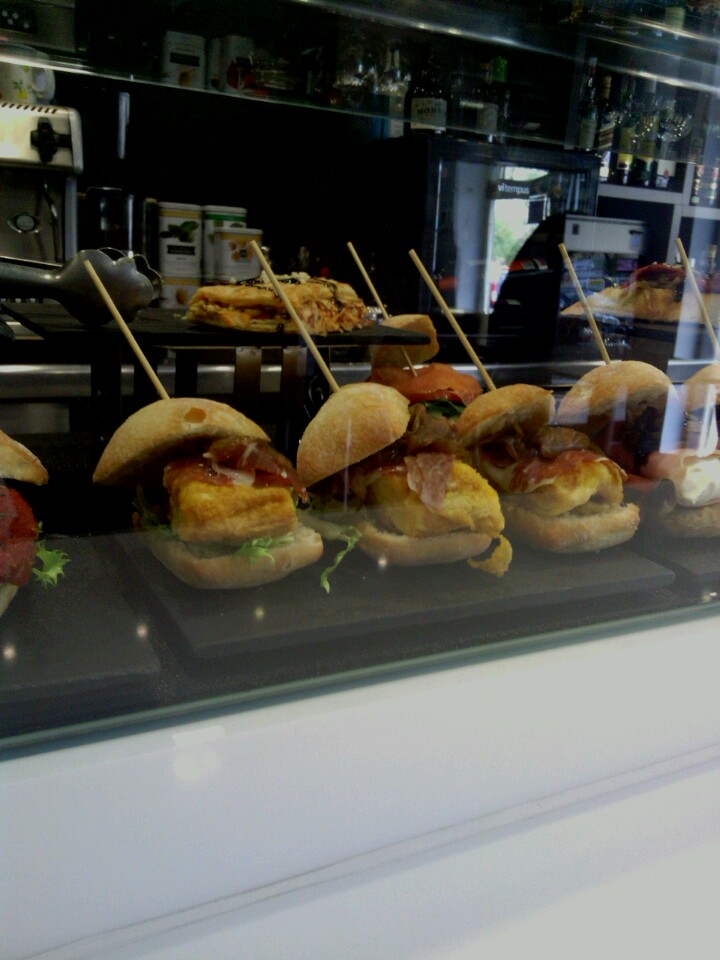 ene madrid tapas bar concept