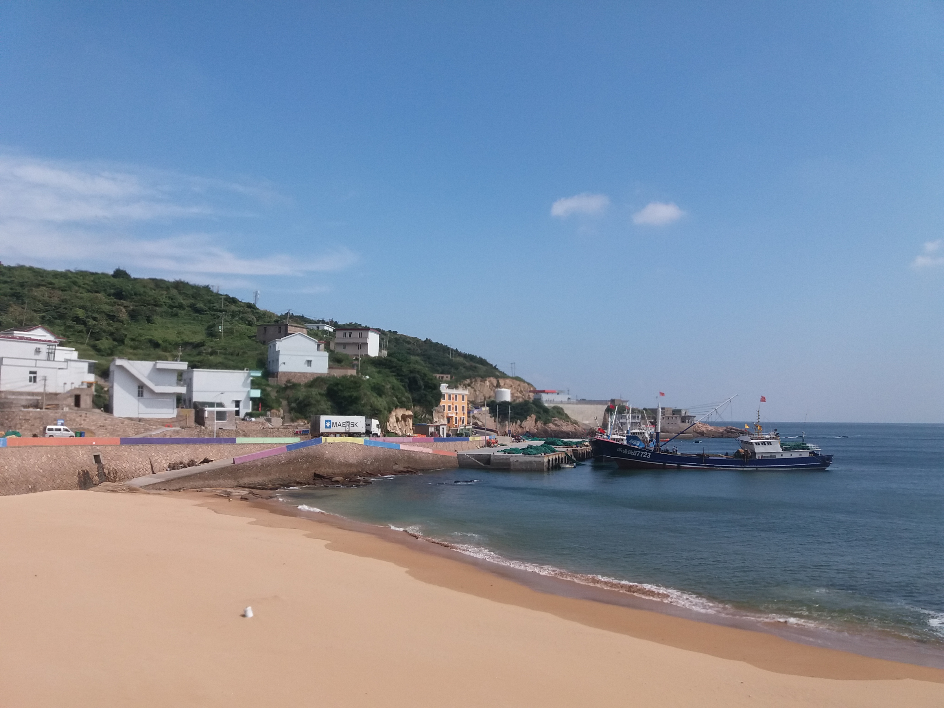 2023枸杞大王沙滩景区游玩攻略,.米,宽约20米,沙滩沙质细.