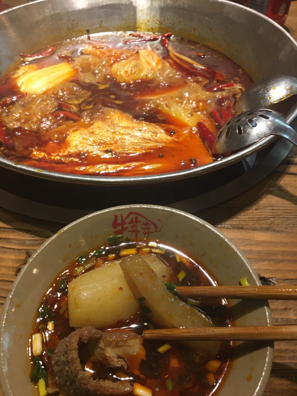 2021牛莽莽全牛火锅(锦里店)美食餐厅,口味超级辣,麻辣微辣汤底都.