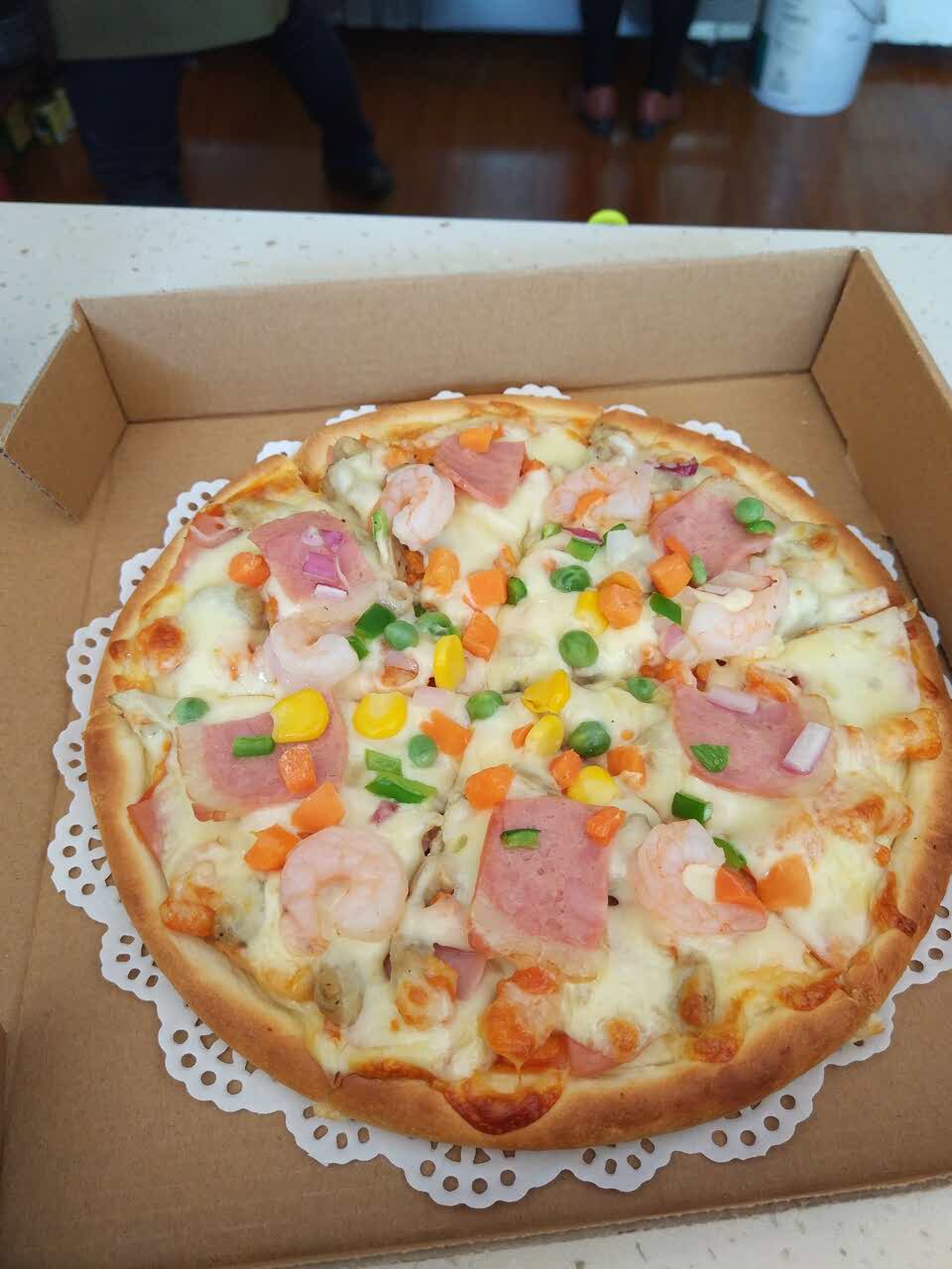 环境还不错,披沙味道也挺好,孩子特别喜欢吃店员态度挺好.