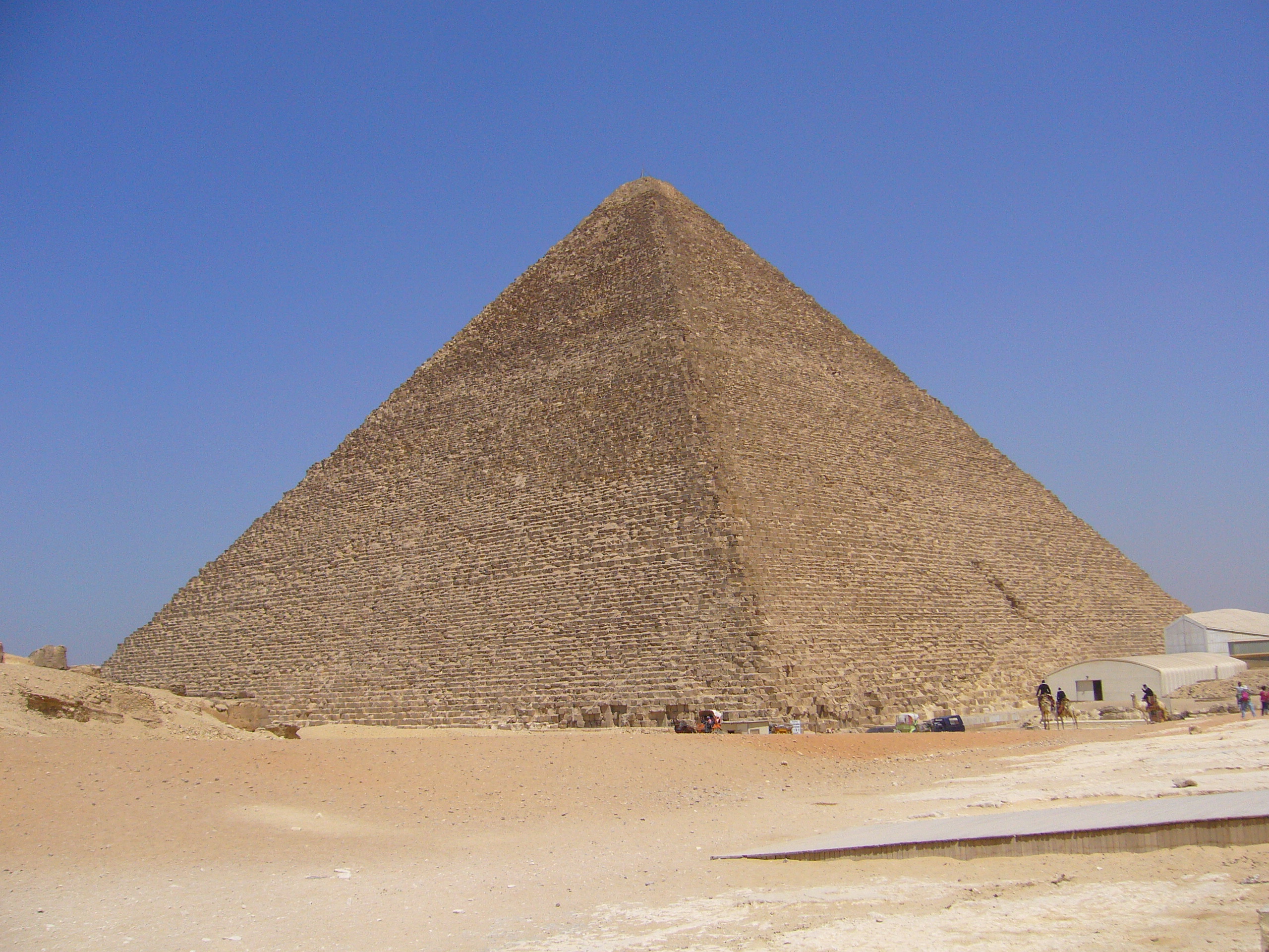 埃及金字塔近照图片