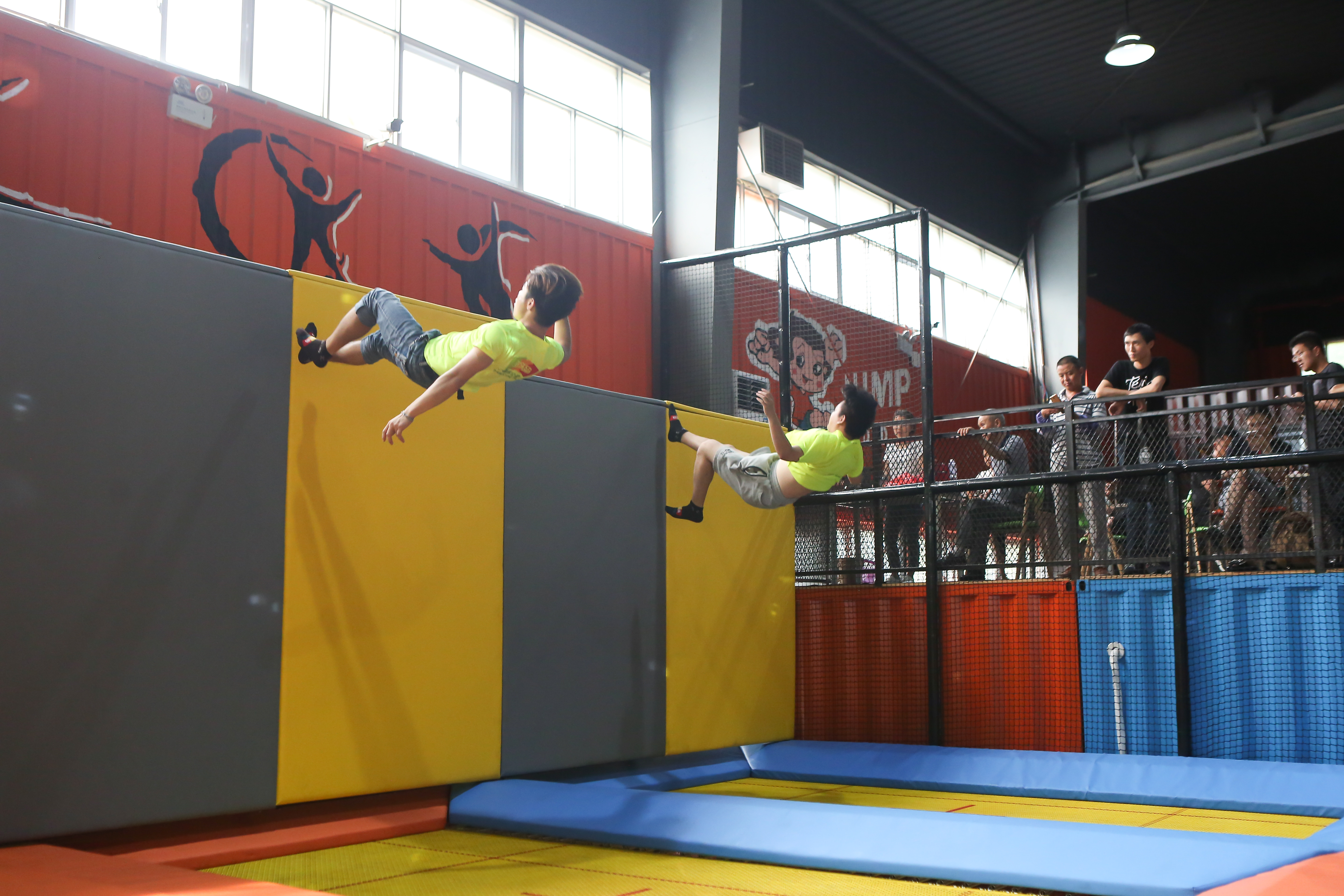 多乐岛蹦床公园杭州馆