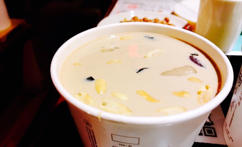 杨小贤 面包甜点 直线距离 100m